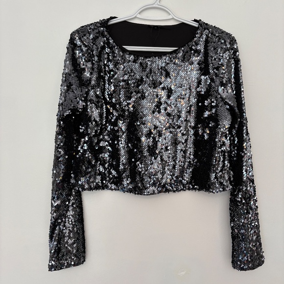 Dynamite Sequin Crop Top Long Sleeves Black Silver Size M - Picture 9 of 9